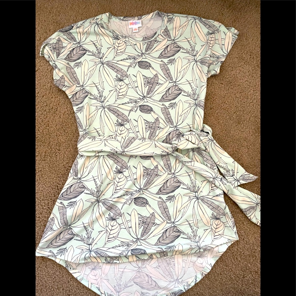 Lularoe XS Mitzi top